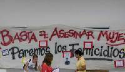 �Feminicidio�, el t�rmino que �obliga a no justificarlas m�s�