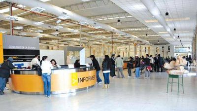 Solamente los estatales municipales tendr�n falta justificada por el paro