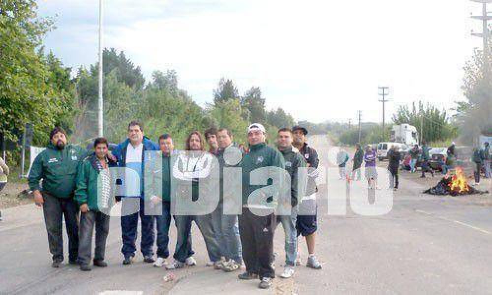 El paro se sinti� fuerte en transporte, industria y escuelas