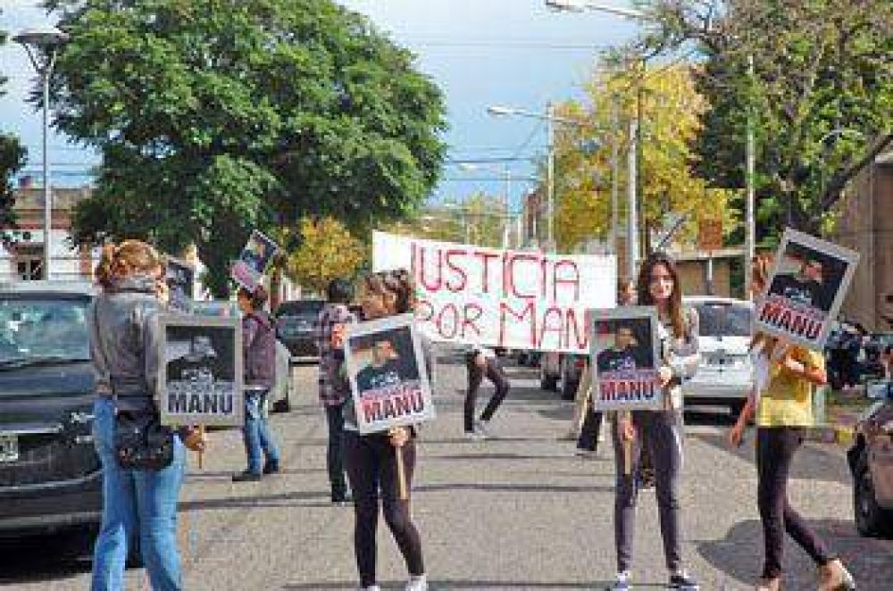 Pedido de justicia por la muerte del joven Juan Manuel Taborda