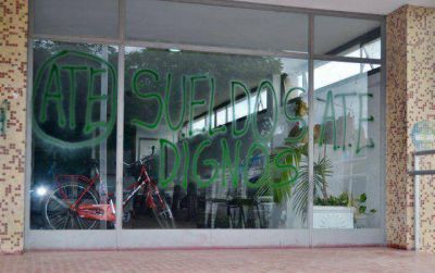 ATE:�Estamos ante un gobierno que es totalmente mentiroso, que se lleva todo por delante�
