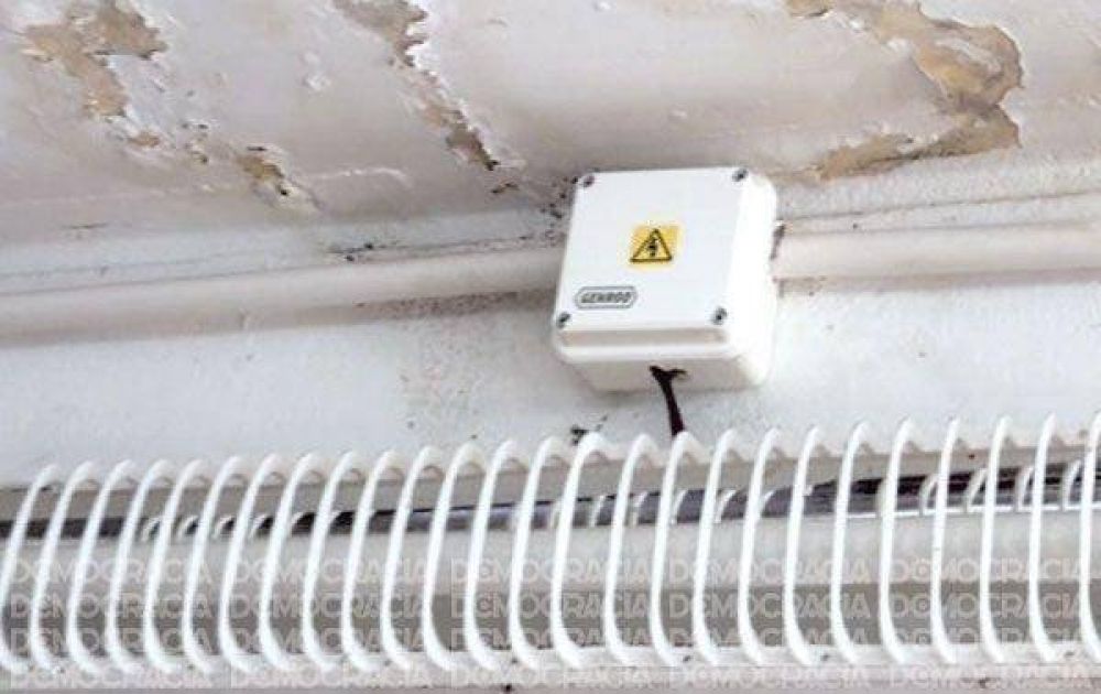 Se filtra agua por los techos de la Escuela 40 y hay riesgo de electrocuci�n