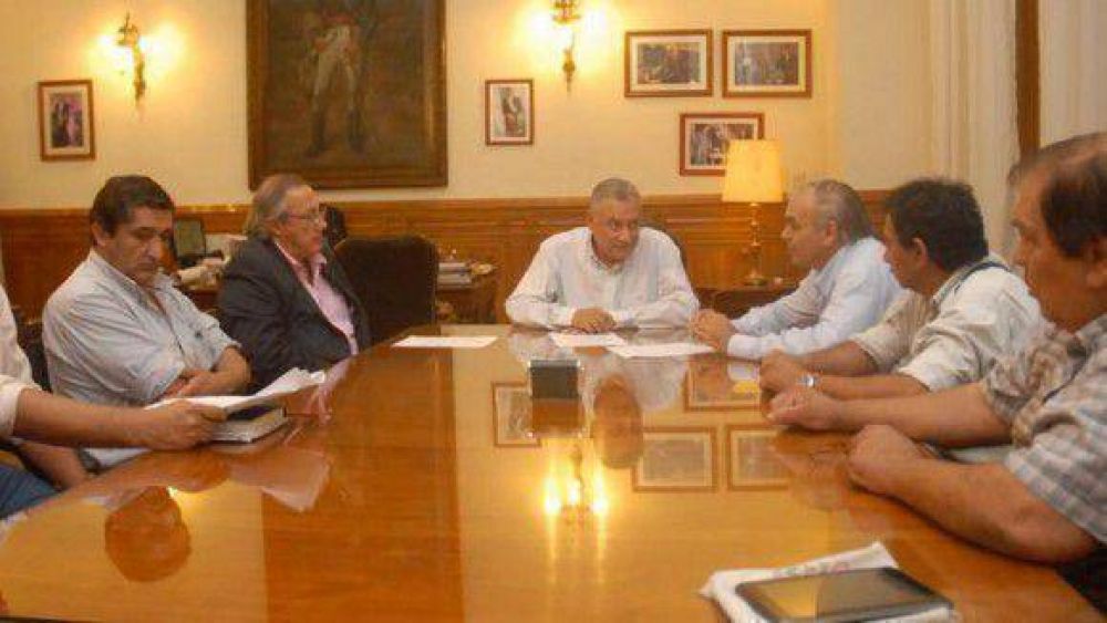 Trabajadores de Vialidad firmaron un acuerdo salarial con el Gobierno