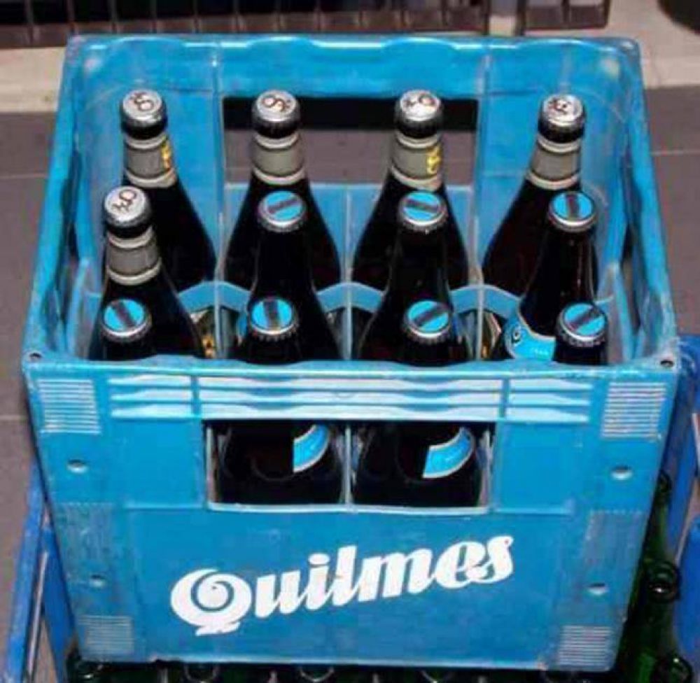 Dos menores fueron detenidos por robar cajones de cerveza