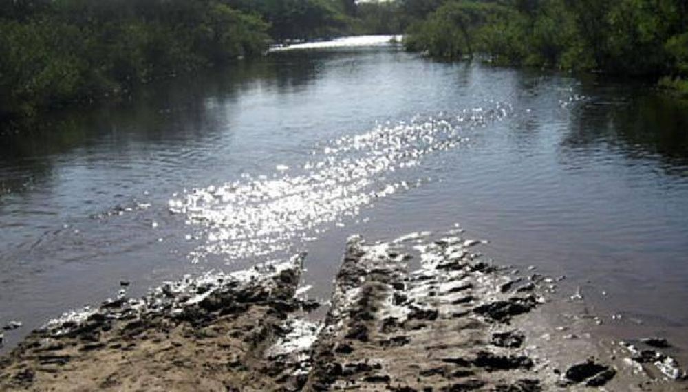 Caminos rurales y campos inundados: c�mo se sale