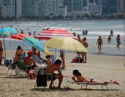 Cambori�, la ciudad brasilera que eligen los carlospacenses