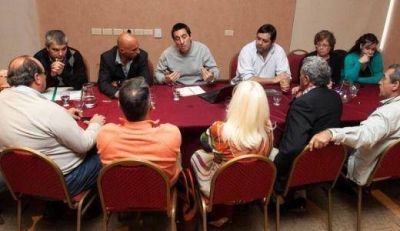 El Ministro de Turismo se reuni� con prestadores locales