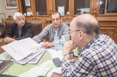 Inza recibi� al grupo de Autoconvocados por la Autov�a en la Ruta 3
