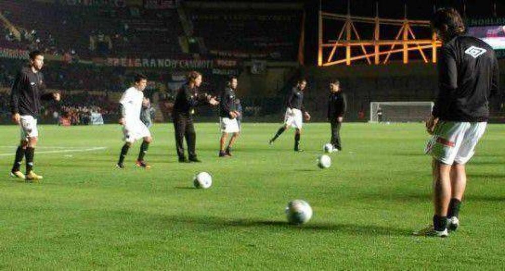 Col�n hizo f�tbol y Osella prob� un equipo