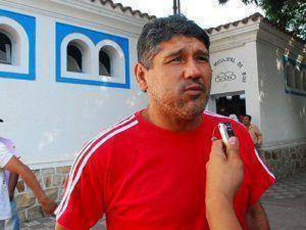 El exboxeador �Puma� Arroyo noque� a varios polic�as