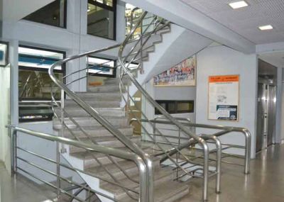 La medida estatal se sinti� en Salud P�blica y el Poder Judicial
