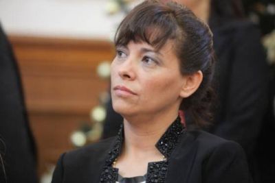 Para la Ministra de Desarrollo Social, Daniel Peralta es el "candidato natural"