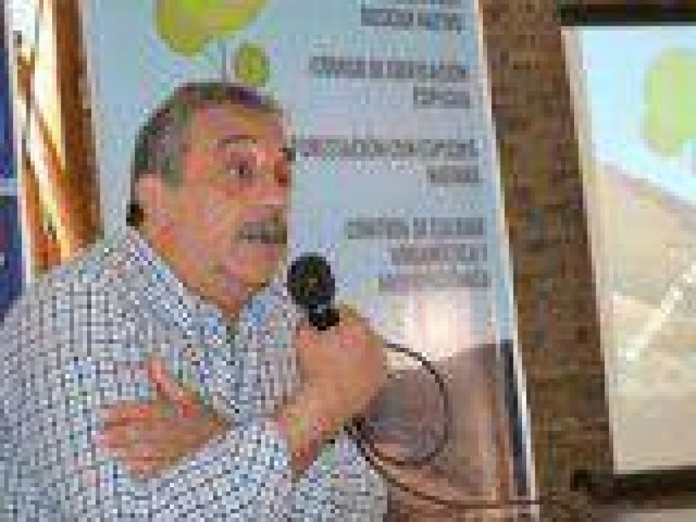Maz� present� el Proyecto de Planificaci�n Periurbana y adelant� cambios en el gabinete