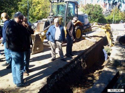 Mar del Plata: Dell Olio recorri� obras en Los Troncos