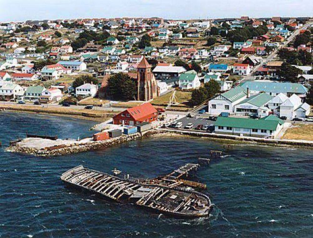 Tras la denuncia argentina, Gran Breta�a reconoci� ejercicios militares en Malvinas