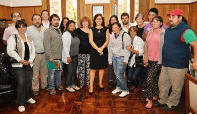 Organizaciones de peque�os productores recibir�n $2,1M