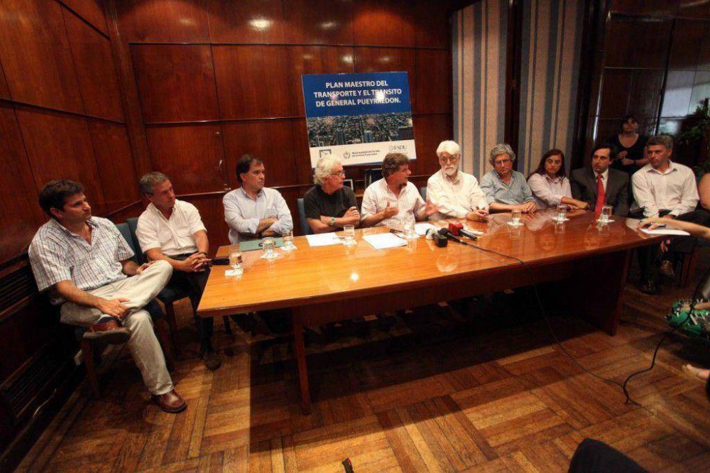 Pulti mand� colchones a los municipales detenidos por asociaci�n il�cita