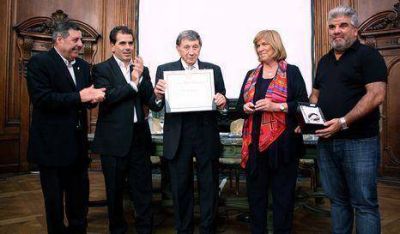 La Legislatura porte�a distingui� a Landriscina