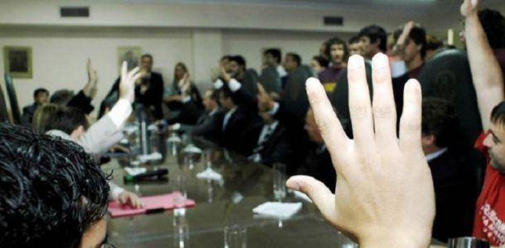 UNLP: Conflictiva elecci�n de decanos