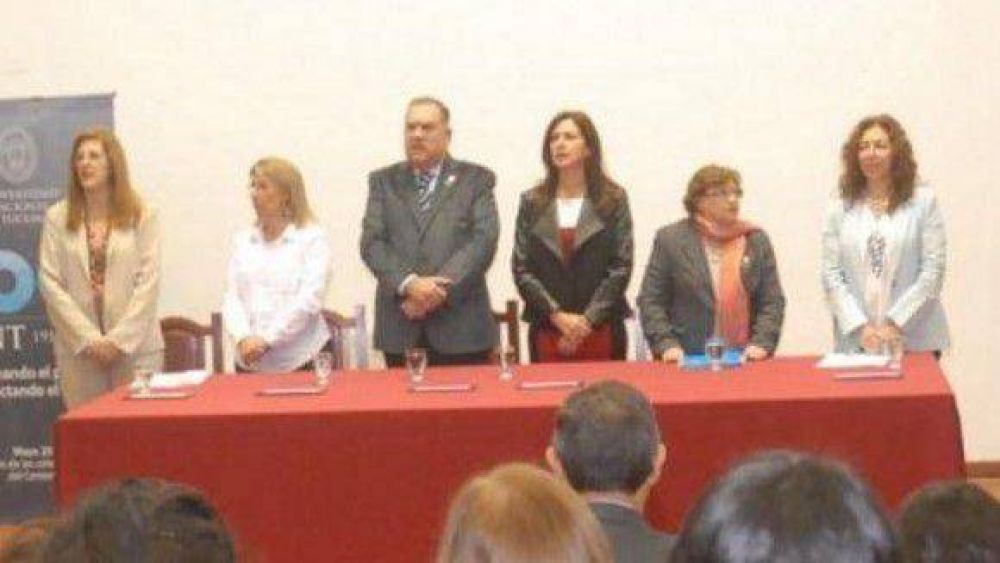 Impulsan la inclusin de discapacitados a la UNT