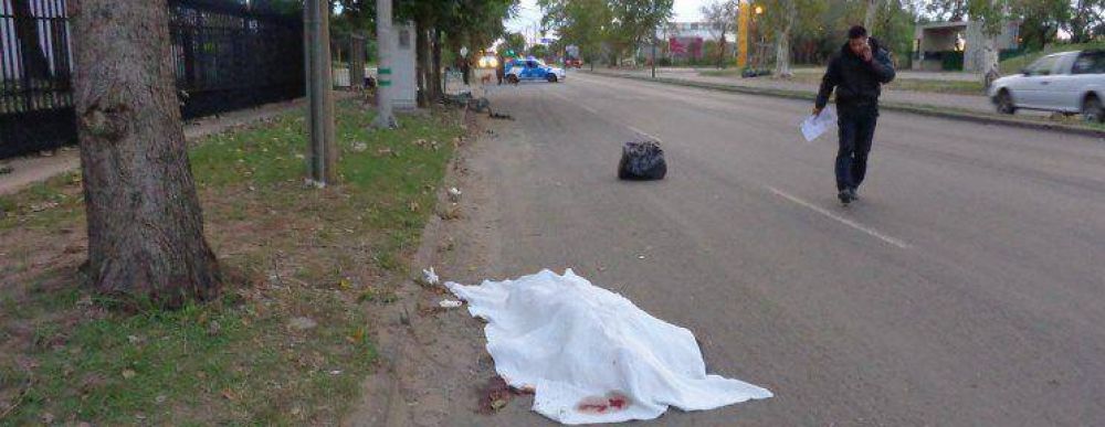 Atropell� y mat� a un ciclista, huy� y lo atraparon