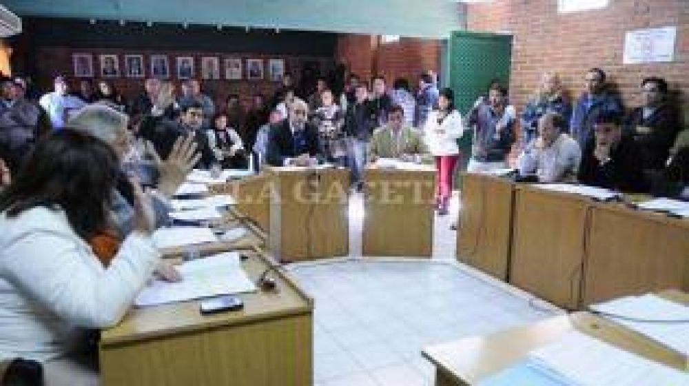 En dos a�os el Concejo Deliberante de Yerba Buena sum� casi tantos esc�ndalos como sesiones