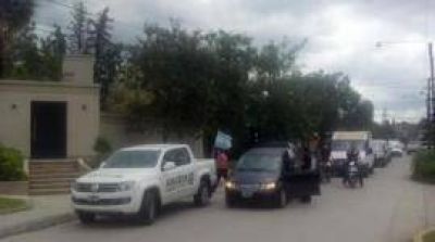 Yerba Buena: llevaron los casos de inseguridad a la casa de Alperovich