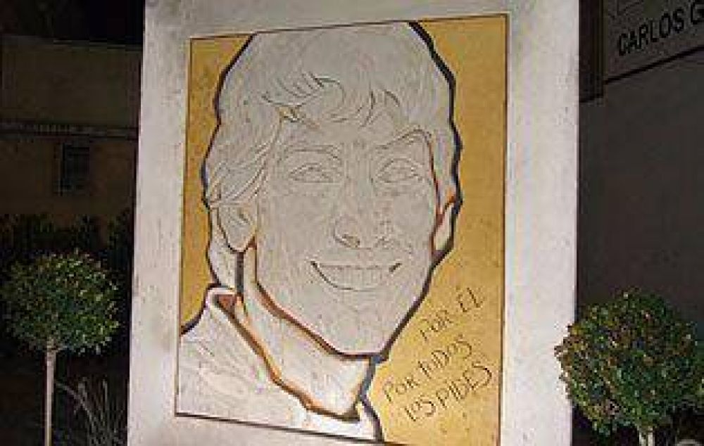 Tristeza y desconcierto por la destrucci�n del mural de Castellucci