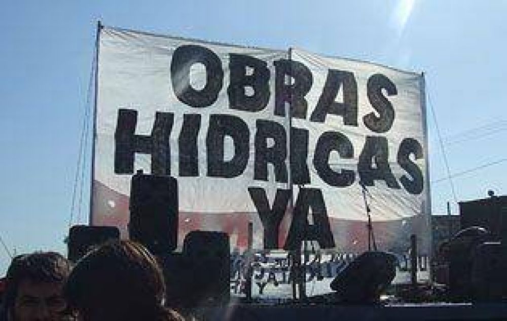 Con un festival, el Foro H�drico reitera el reclamo de obras