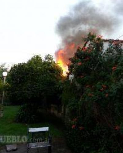 Incendio en el barrio Residencial