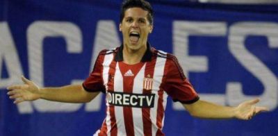 Estudiantes gan� 3 a 1 y es puntero