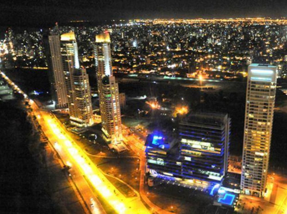 Vigilancia desde el aire: una noche en el helic�ptero policial que recorre Rosario