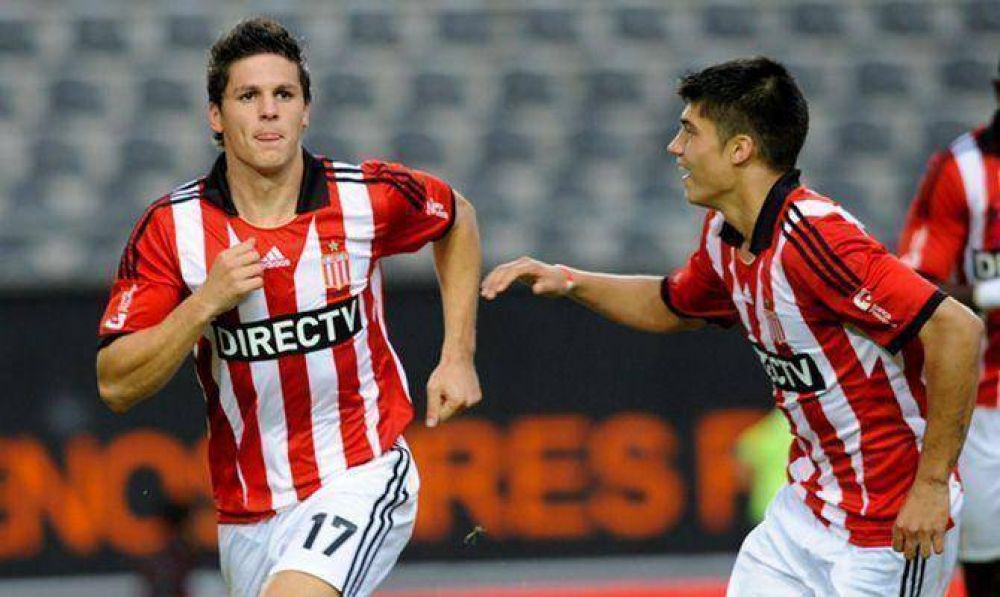 Estudiantes hundi� a Quilmes y sigue en lo m�s alto