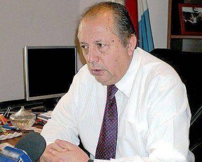 Troncoso ir� por la Presidencia de la UCR