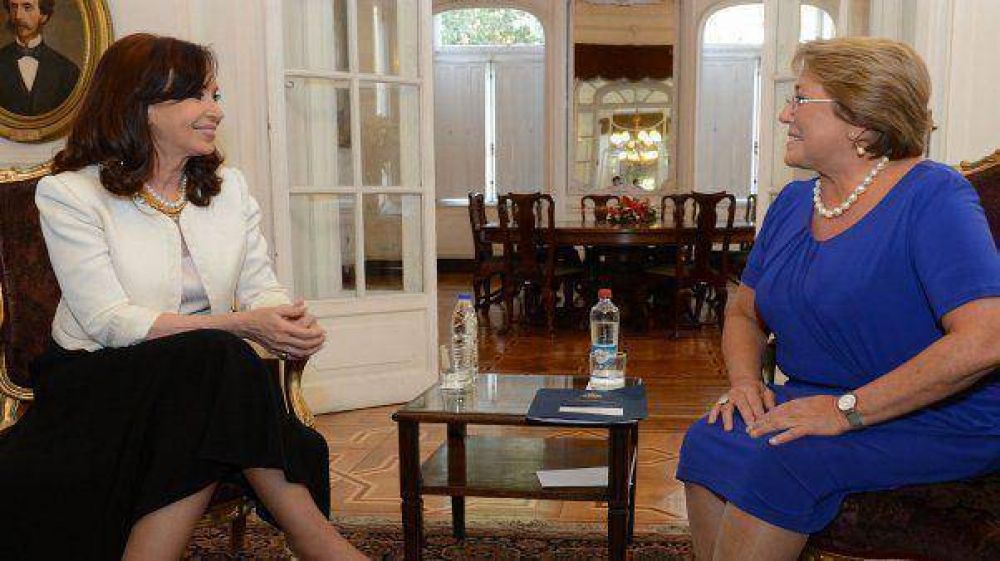 Bachelet cancel su visita a Argentina por el trgico incendio en Chile