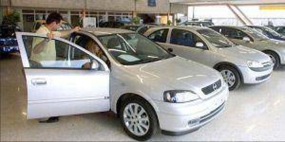 Cay� el patentamiento de autos en Formosa en marzo