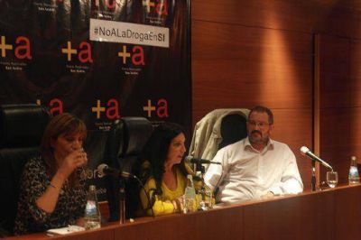 Bater�a de proyectos contra la droga del Frente Renovador de San Isidro