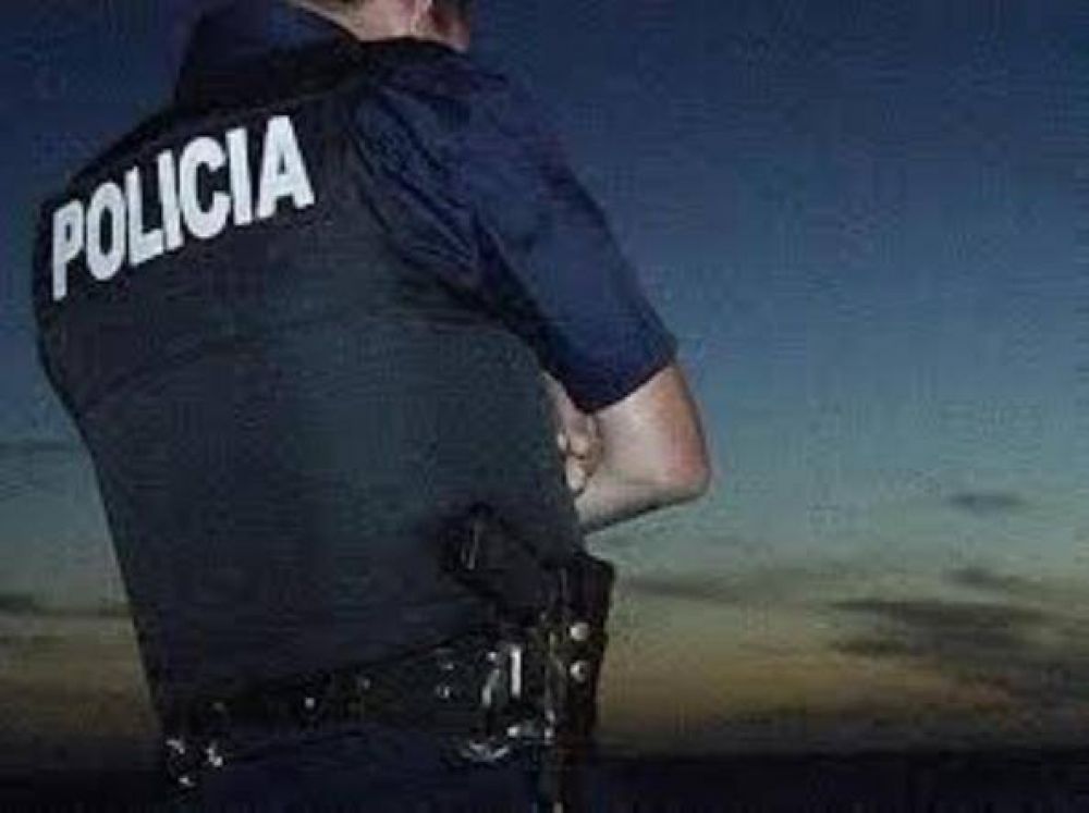 Polic�a fue detenido en Posadas por manejar ebrio