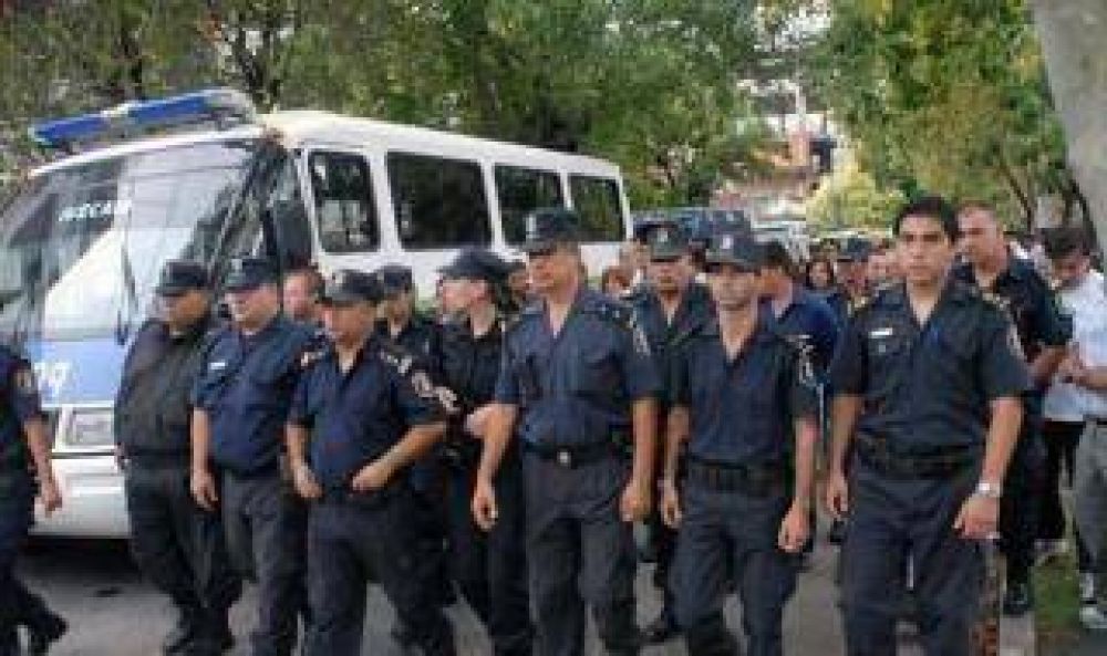 Para acompa�ar medidas de Scioli, se re�ne el Consejo de Seguridad de La Matanza