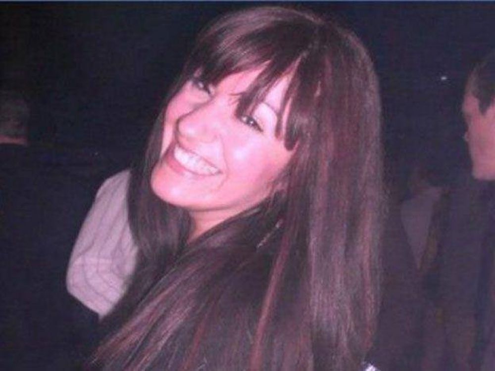 "Volvi� el loco y la empuj�, dijo la hija de la embarazada que mataron a golpes pero logr� dar a luz antes