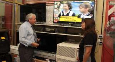 Tarjetas locales, m�s duras para subir cupos de compra