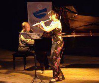 San Nicol�s rindi� homenaje a sus fundadores  