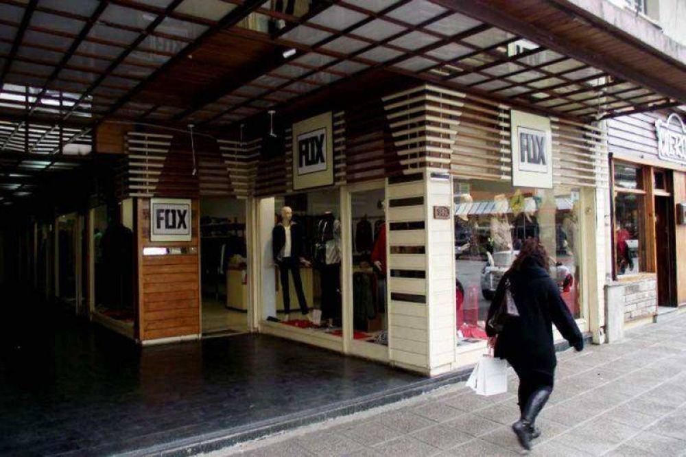 Comerciantes est�n esperanzados con el movimiento que puede haber en Semana Santa