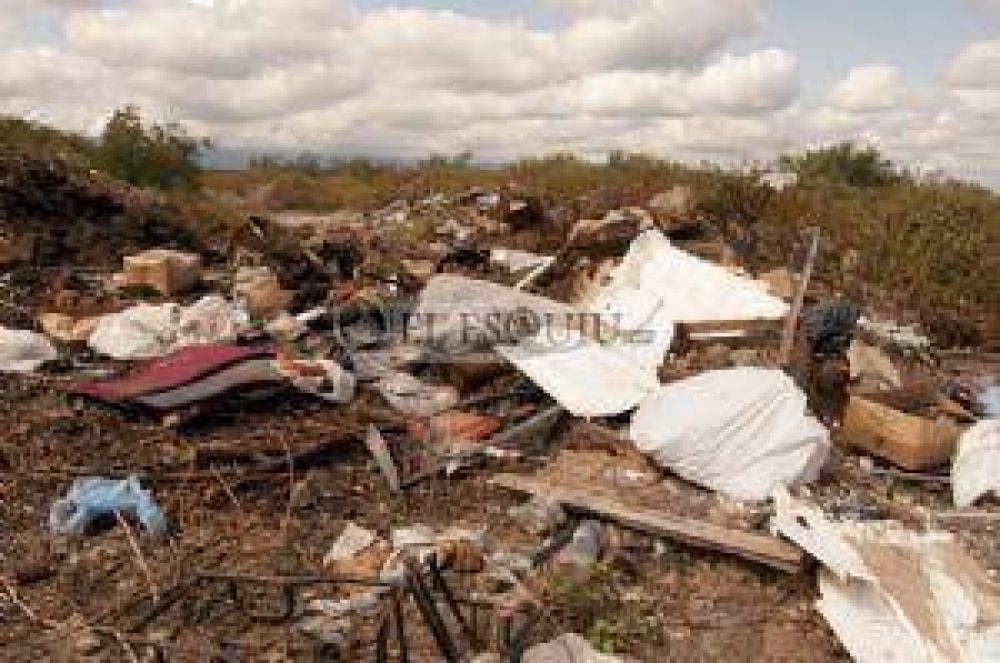 Avanza el plan para erradicar de la provincia basurales a cielo abierto