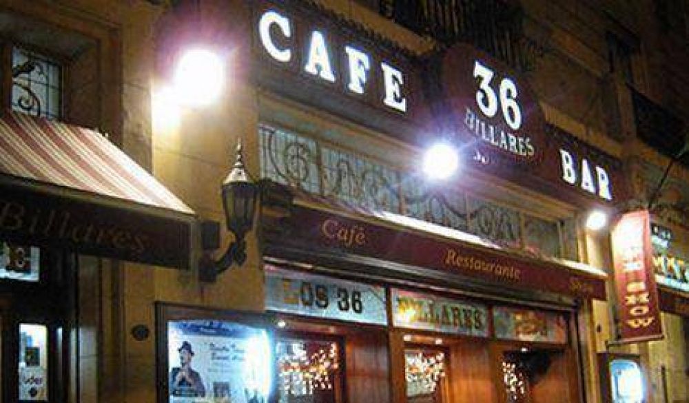 Reabre el bar notable "36 billares"