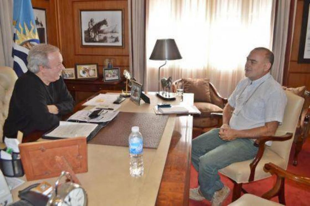 �Peralta re�ne las mejores condiciones� para ser el candidato del PJ en el 2015