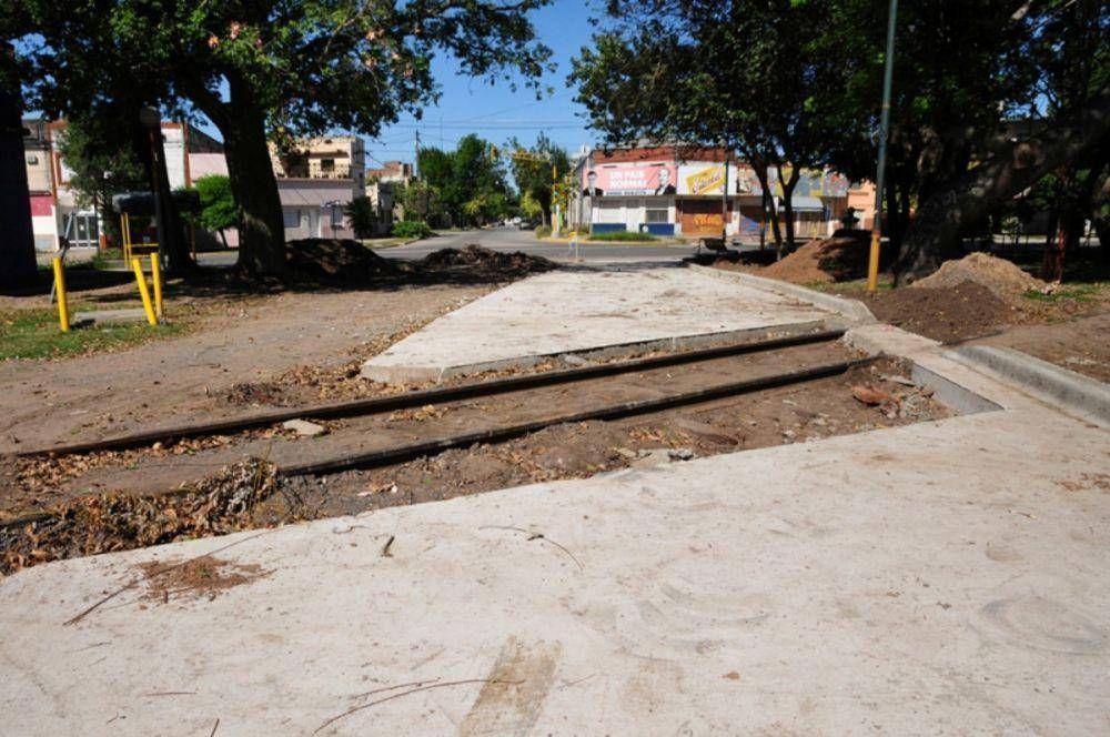 Comenzaron los trabajos de pavimentaci�n en Juan del Campillo y 1� de Mayo