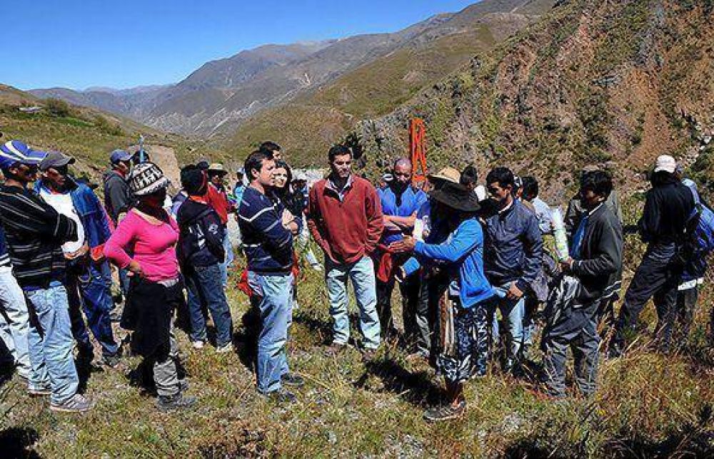 Autoridades de Salta y Bolivia verificaron en Abra de Santa Cruz que no existen diferendos limtrofes