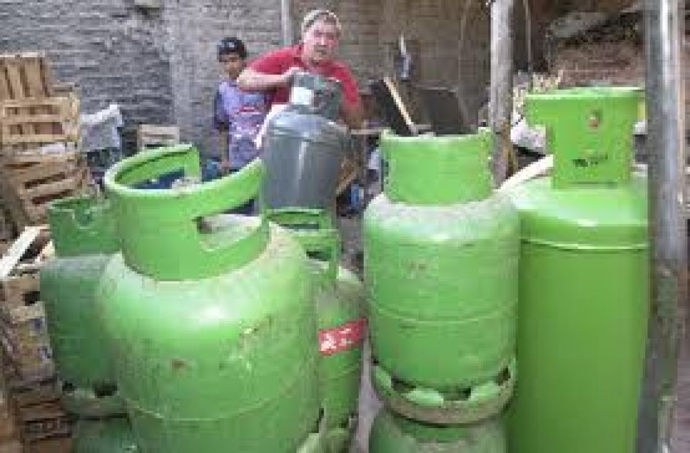 Gas solidario:falta porque 4 empresas dejaron de abastecer