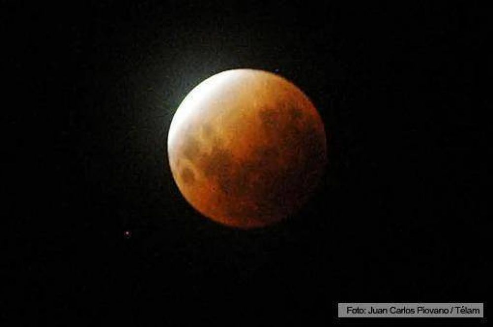 Gran parte de Am�rica podr� ver la Luna de color rojizo por un eclipse